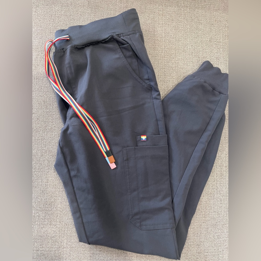 Xs tall charcoal pride Figs Zamora joggers